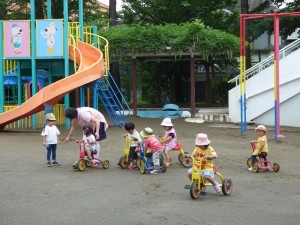 P1070781ちゅうりっぷ組29日園庭