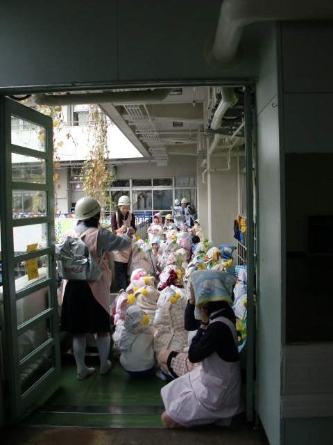 廊下に避難 廊下に避難