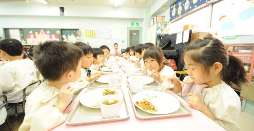 完全給食